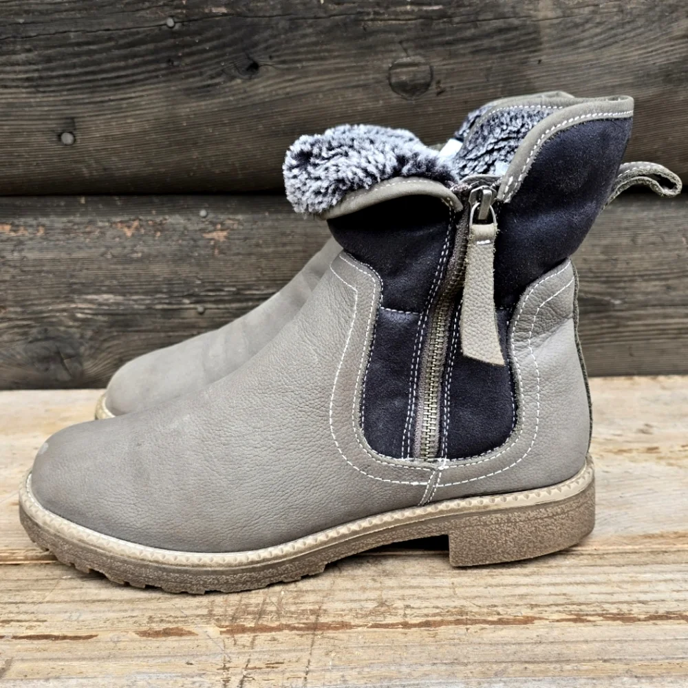 G.H. Bass & Co. Haley Taupe Nubuck Leather, Faux Fur Lined Winter Boots. WMS 9M